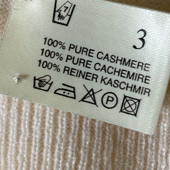 Debra C Beverly Hills. Crewneck Cream Cashmere Sweater, Made in Scotland, M - Picture 8 of 8